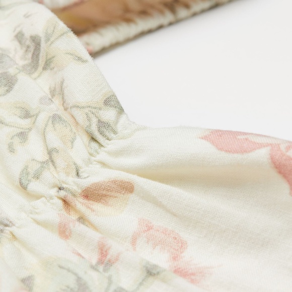 H&M Floral Top - Picture 2 of 2